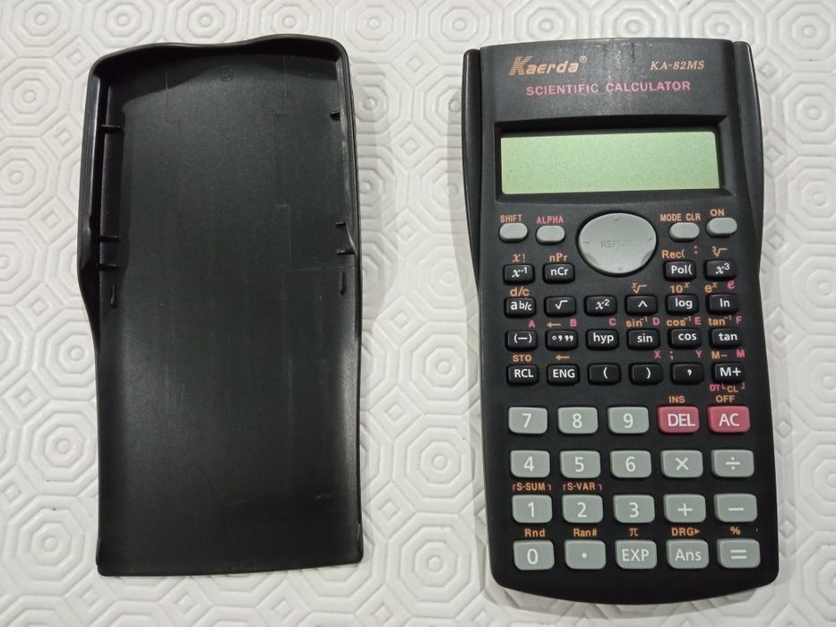 Eis a calculadora científica que procurava! - Kaerda KA 82 MS