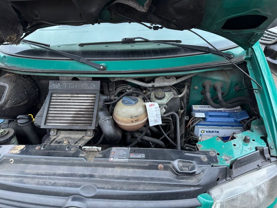 Multivan 2.5 102 konie