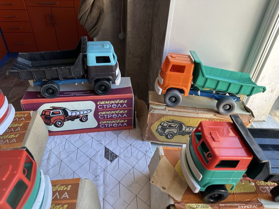 Ігрушка ссср Грузовик Краз Стріла
