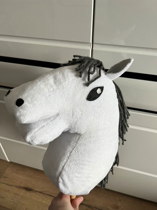 Koń na patyku warto