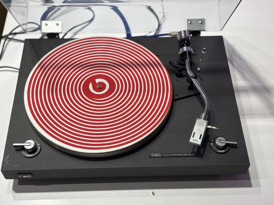 Gramofon CEC BD-2200