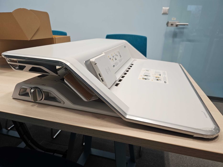 Fellowes Stanowisko do pracy Sit-Stand Lotus DX białe nowe nieużywane