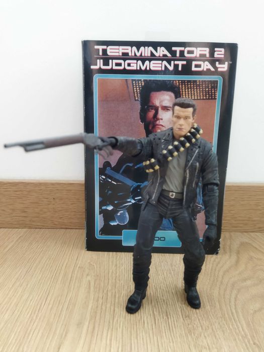 NECA Terminador 2 Judgment Day T-800 T-1000