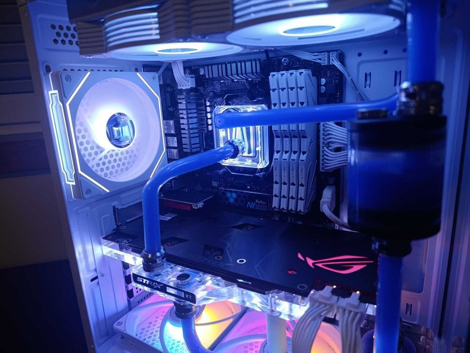PC GAMING RX5700XT | Ryzen 5 3600 | 32GB RAM | 1Tb SSD NVME