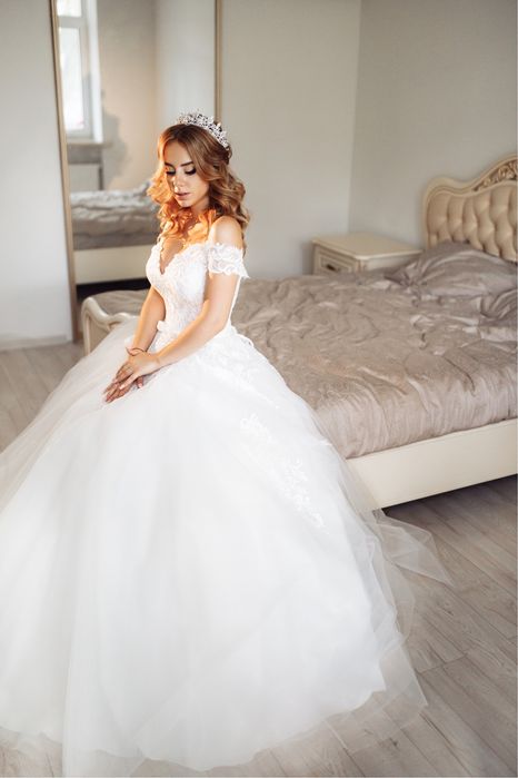 Продам свою весільну сукню