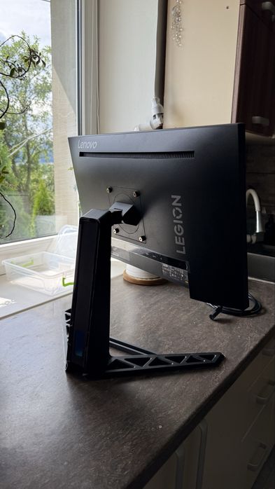 Ігровий монітор Lenovo Legion R25i-30 24.5" IPS / 165Hz (180Hz OC) / 0.5ms / 2024 рік
