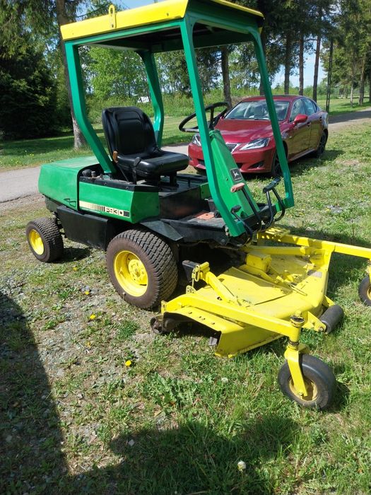 Kosiarka  traktorek john deere f930