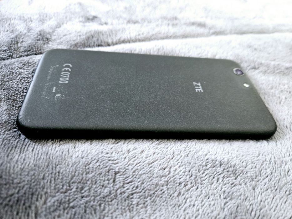 Telemóvel ZTE Blade a512