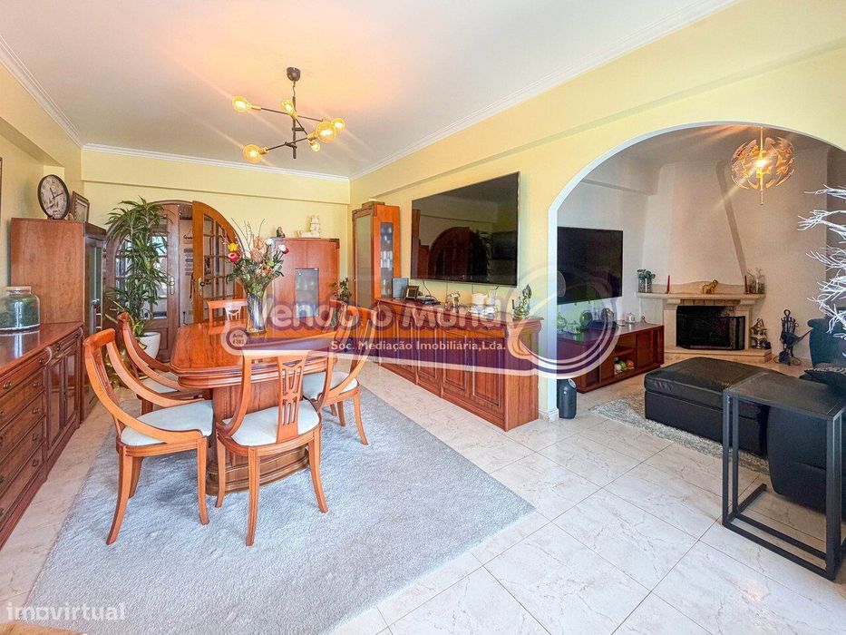 T4 Apartment in Sinta (LXSIN026)
