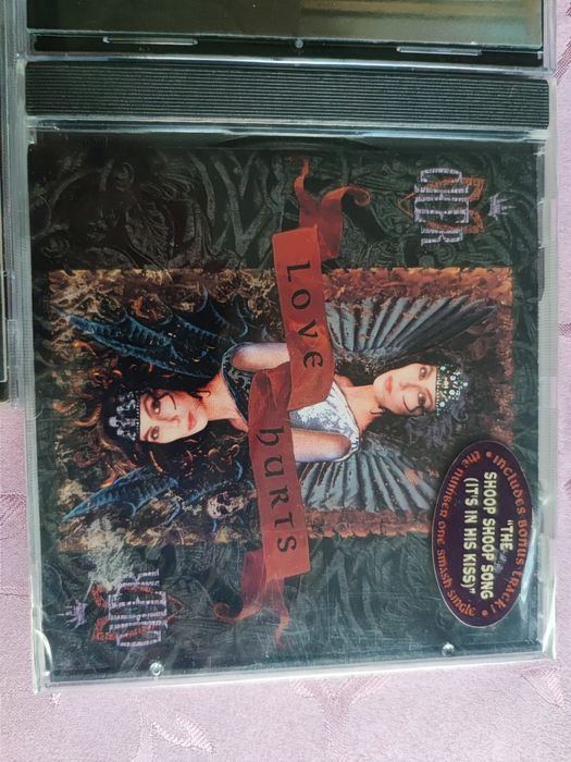 Bon Jovi Robbie Williams Cher Simple Red Płyta CD folia