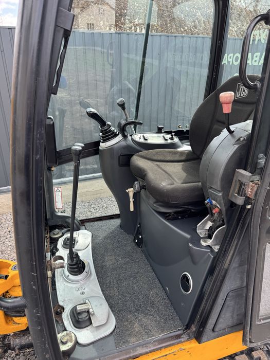 Міні екскаватор JCB 1.6 тон