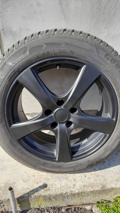 Дискі R17 nissan renault резина goodyear 205 60 r17