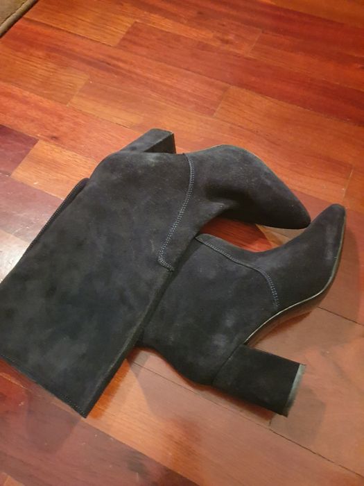 Botas pele Cortefiel