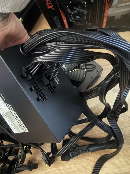 Corsair TX850M zasilacz malo używany!