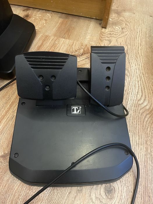 Kierownica Thrustmaster Ferrari Challenge PS3 / PC + pedały