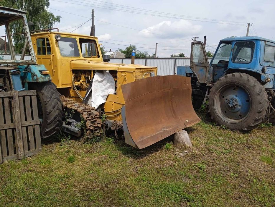 Продам трактор А-4 Т-100