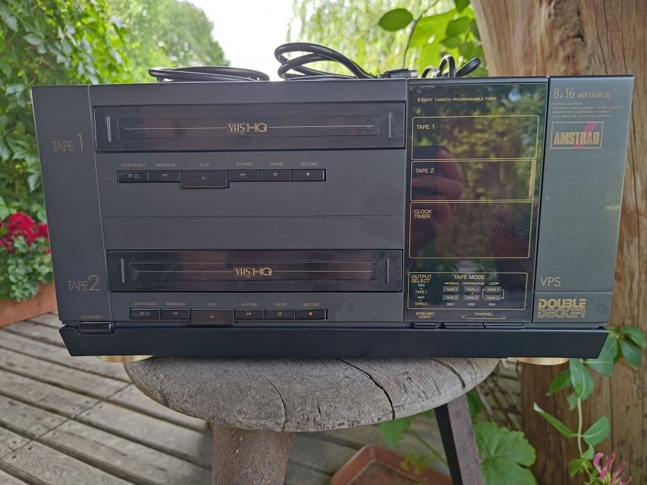 Amstrad magnetowid Double Decker DD8904 VHS video retro