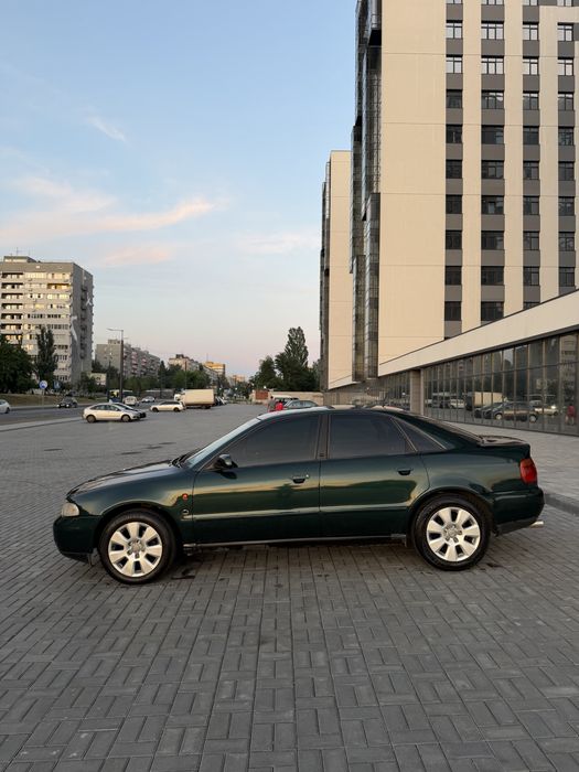 Продам авто Audi A4 (B5) 1996