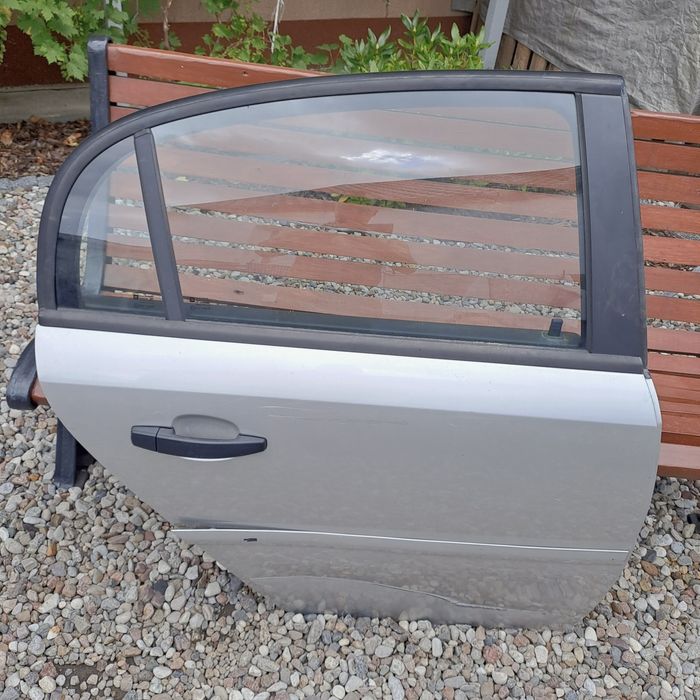 Drzwi prawe vectra c