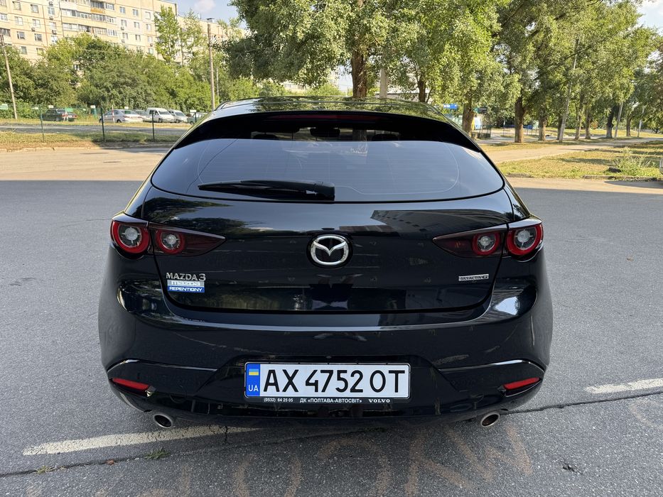 Продам Mazda 3 2022 року