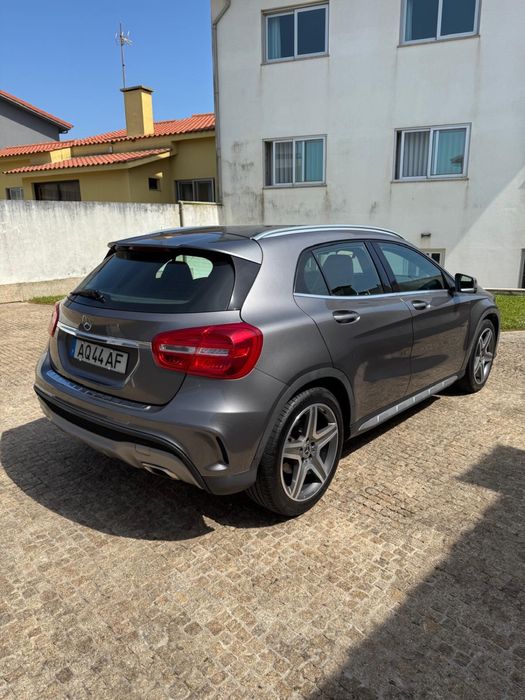 Mercedes-Benz GLA-220 CDI AMG Line