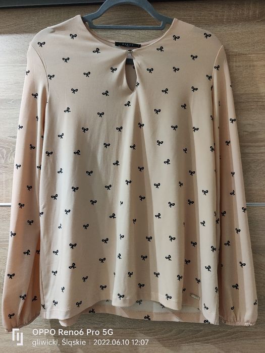 Piękna bluzka Mohito