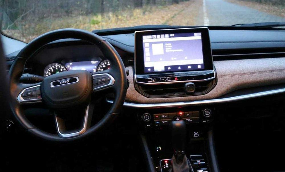 Продам jeep cherokee 2023