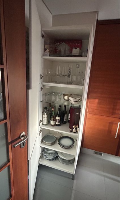 Armário IKEA como NOVO