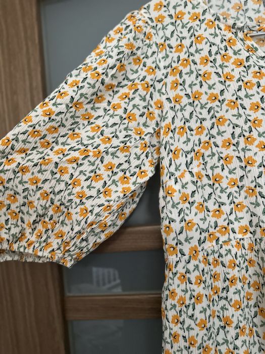 Дуже гарна весняна сукня, розмір m, l