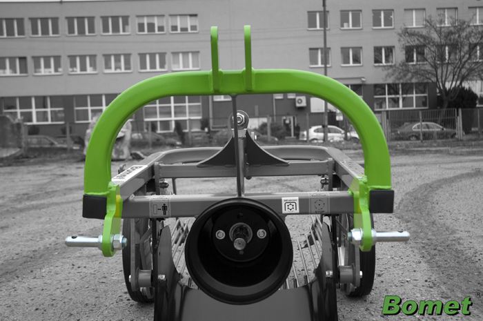 Картоплекопалка Bomet Польща, та аналог картоплекопачка  Картофелекопа