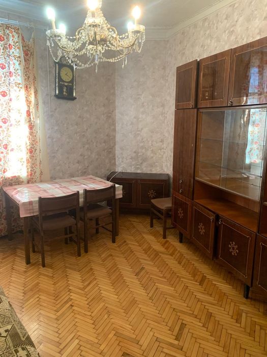 В продаже 2 комнаты + гараж. Ул. Фабричная.