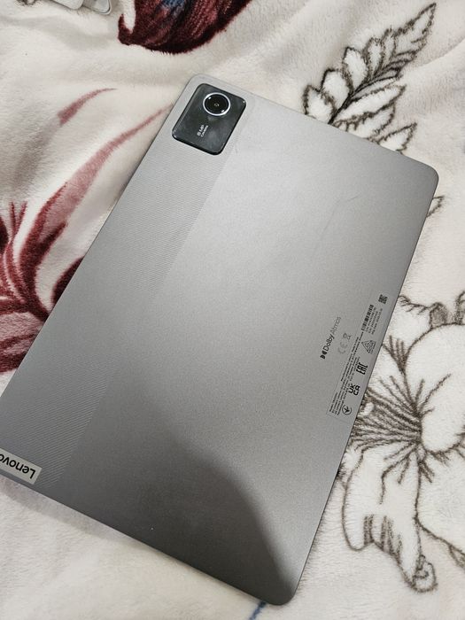 Lenovo tab m11 8gb 128gb