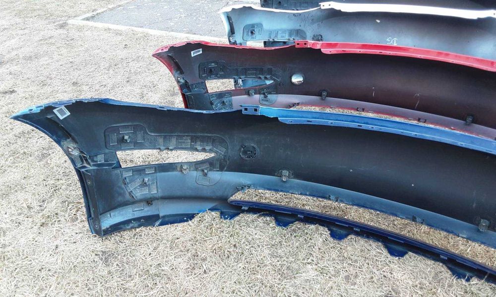 Tesla Тесла model 3 бампер передній оригінальний