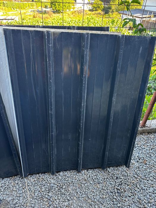 Painel sandwich cinza