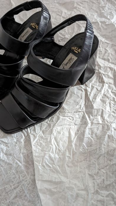 Sandália Fátima Jácome em pele em excelente estado