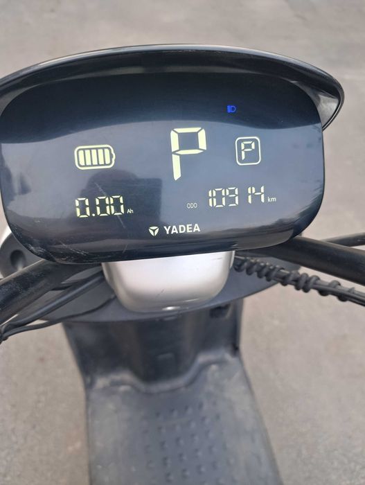Мопед Yadea E8S — Обслужений! ТО у квітні 2026 + повний комплект (шолом, чохол, камера, зарядне)