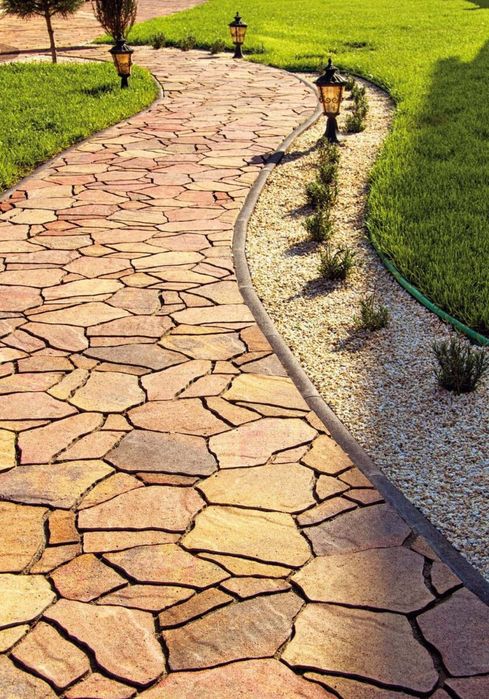 Укладання бруківки, вкладання бруківки, тротуарної плитки.