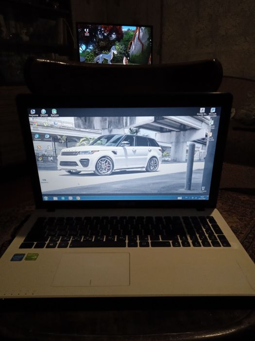 Ноутбук Asus Sonikmaster