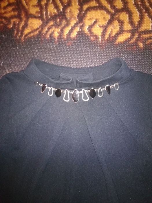 Продам плаття. Е багато