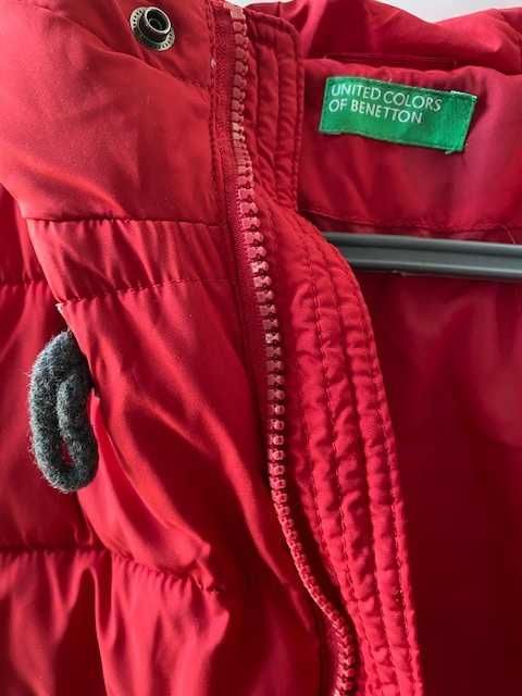 Casaco acolchoado com capuz para criança