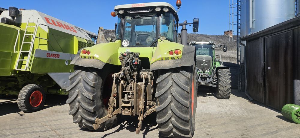 Ciagnik claas Axion 820