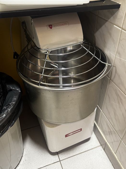 Продам тістоміс