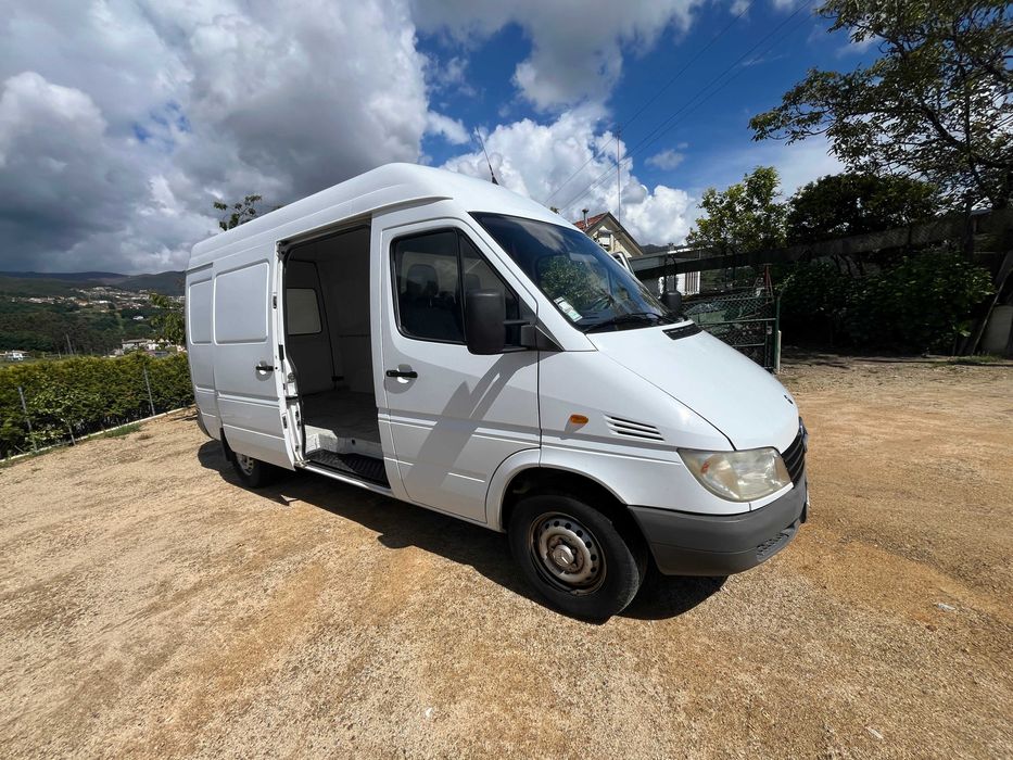 mercedes benz sprinter