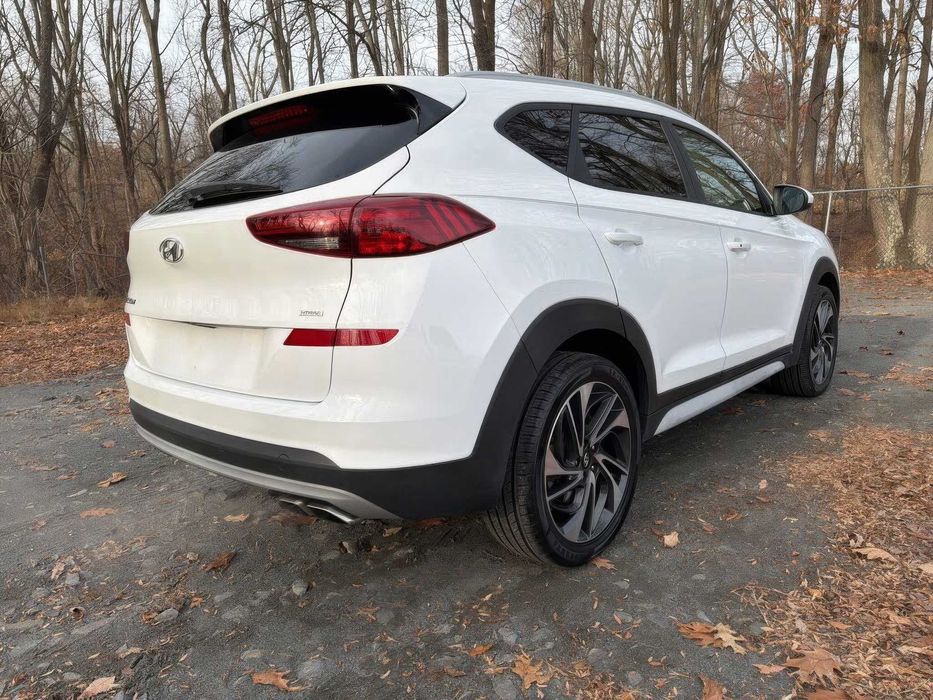 Hyundai Tucson Sport      2019