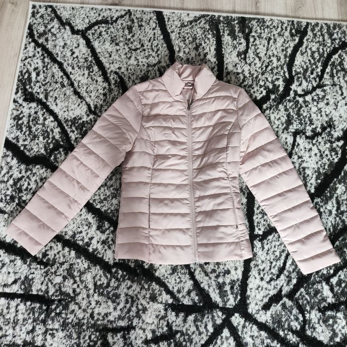 Nowa kurtka pudrowa 36