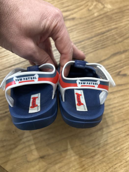 Sandálias Patrulha Pata 24 chinelos grandene