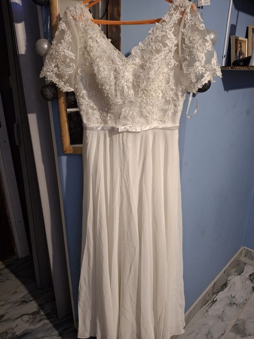 Suknia slubna 40 w dobre rece