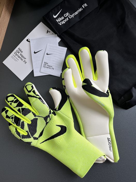 Nike Vapor Dynamic оригінал воротарські рукавиці 10 нові HQ0259-702