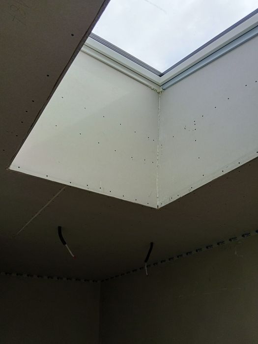 Malowanie Adaptacja poddasza ,Wykonanie konstrukcji pod piane pur