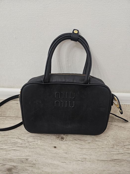 Сумка miu miu нубук чорна стильна та трендова модель